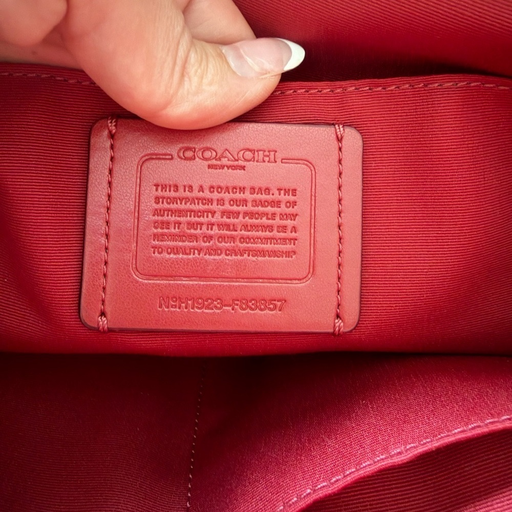 Coach City Tote NWOT Cherry Red Leather Tote - Picture 7 of 9